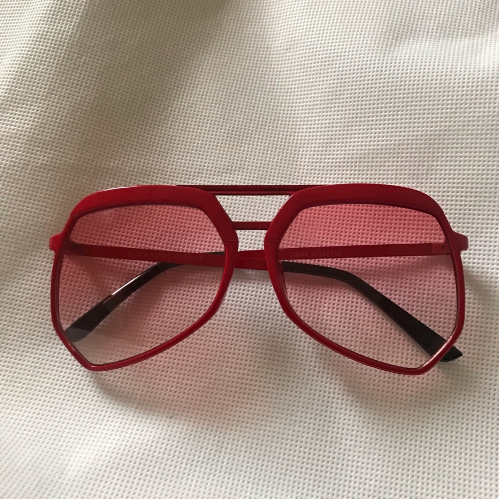 Trendy shades